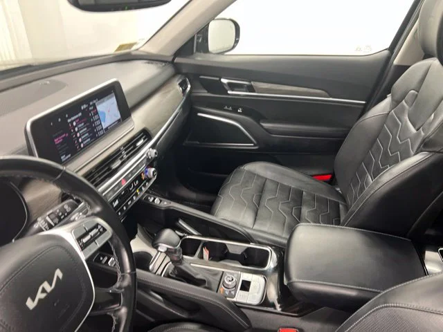 Used 2022 Black Kia SX image 23