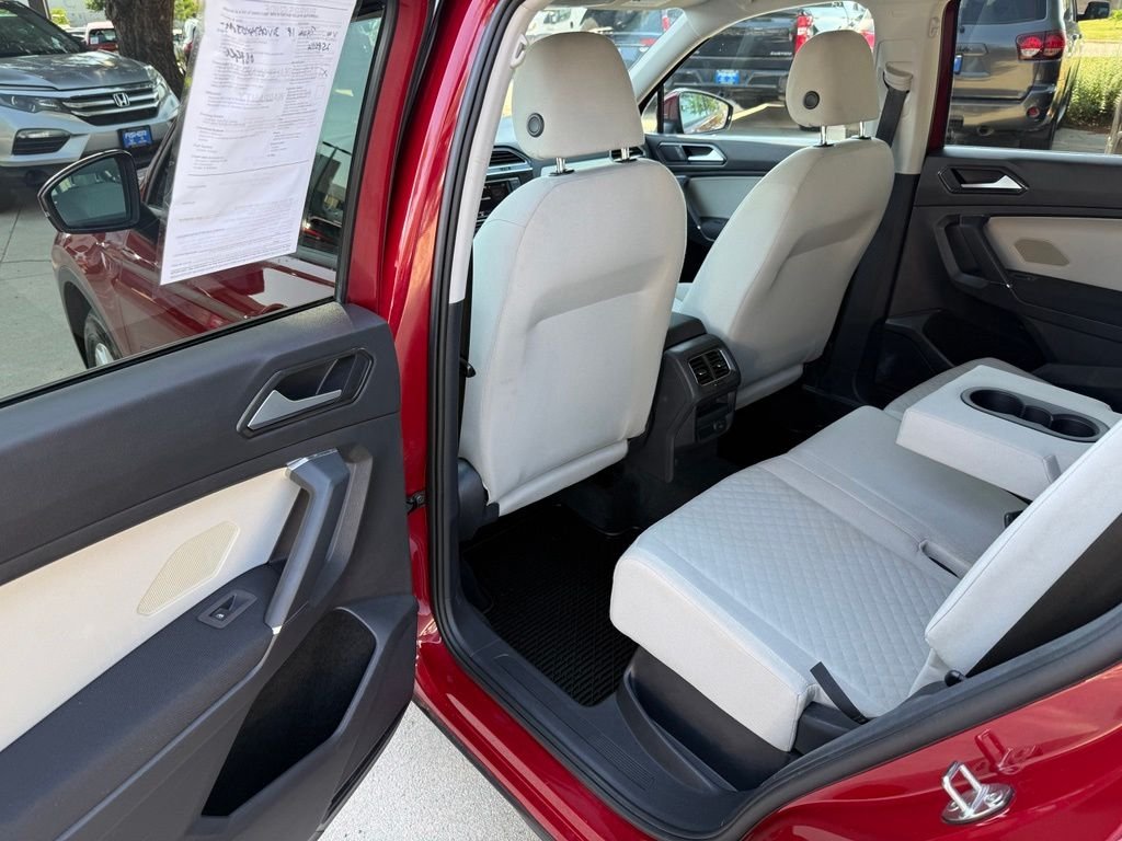 Used 2018 Cardinal Red Metallic Volkswagen 2.0T S image 14