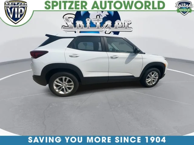 Used 2023 White Chevrolet LS image 11