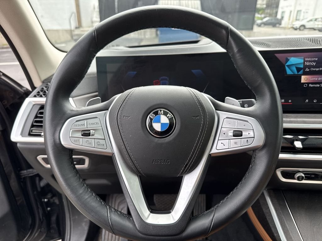 Certified Used 2024 Black BMW xDrive40i image 4