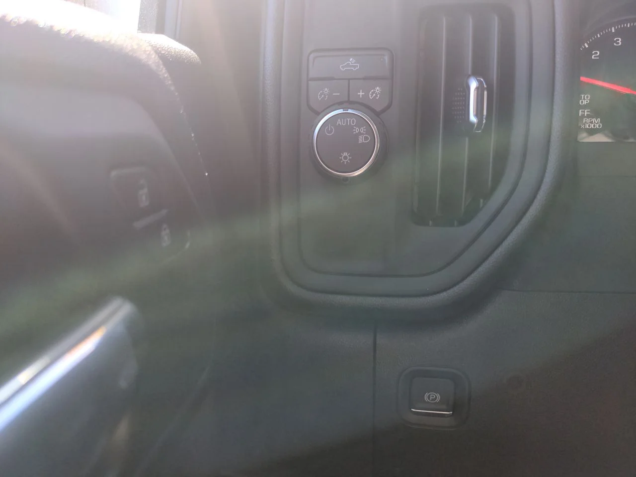 2026 Chevrolet Silverado 1500 Custom - Photo 18