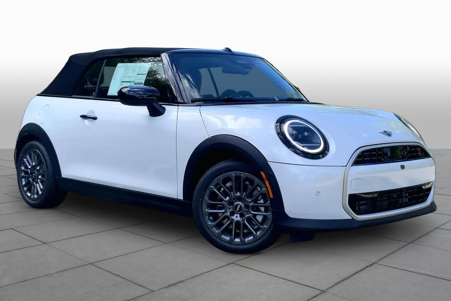 New 2026 Nanuq White Metallic MINI Iconic image 2
