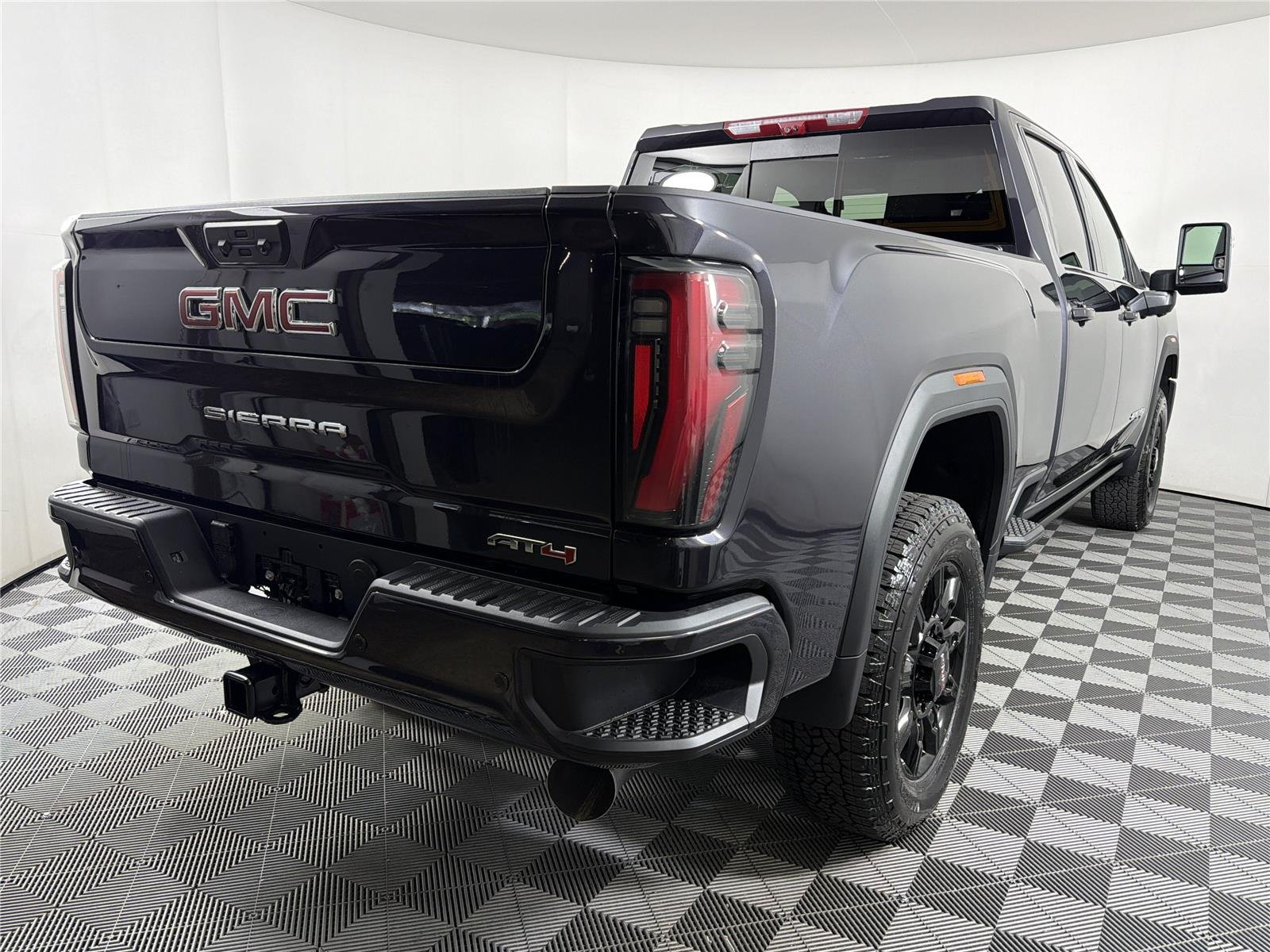 2026 GMC Sierra 2500HD AT4 - Photo 6