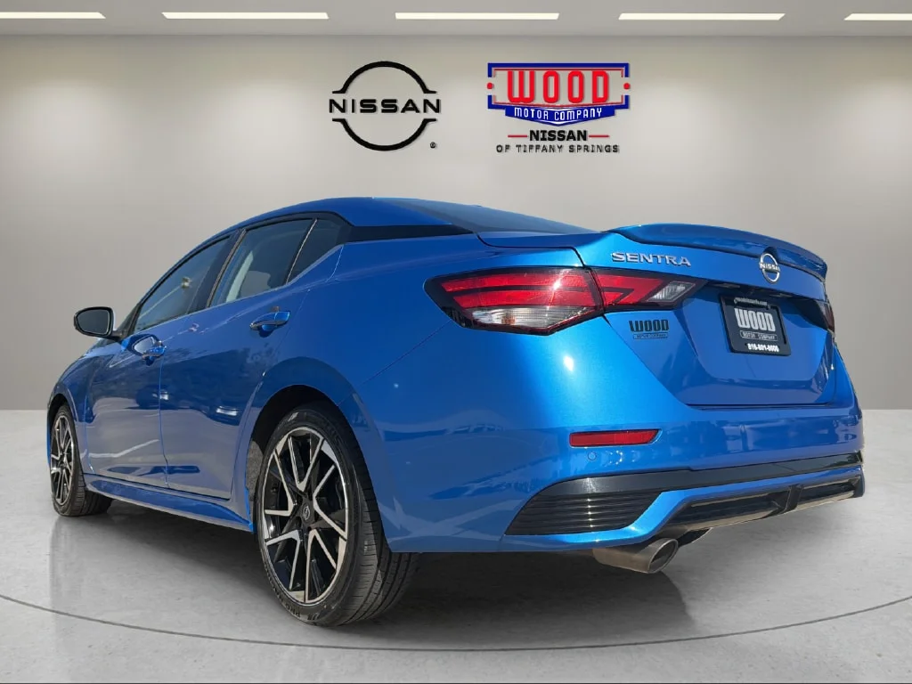 Used 2025 Electric Blue Metallic Nissan SR image 4