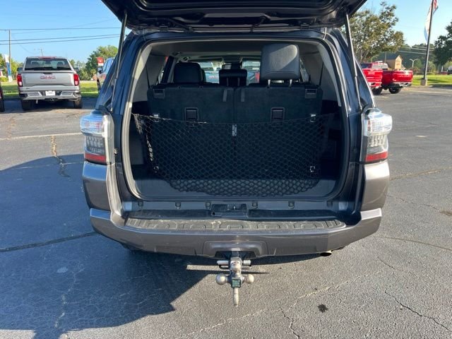 Used 2022 Gray Toyota SR5 Premium image 33