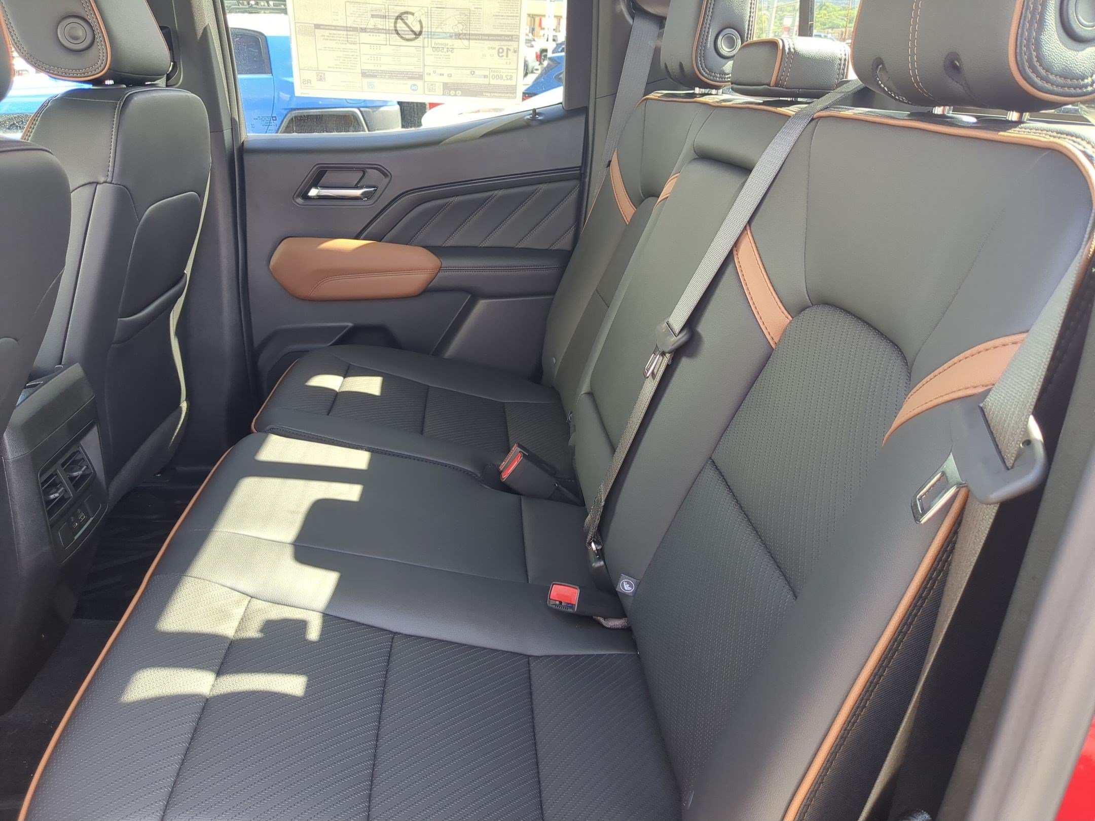 2026 GMC Canyon AT4 - Photo 25
