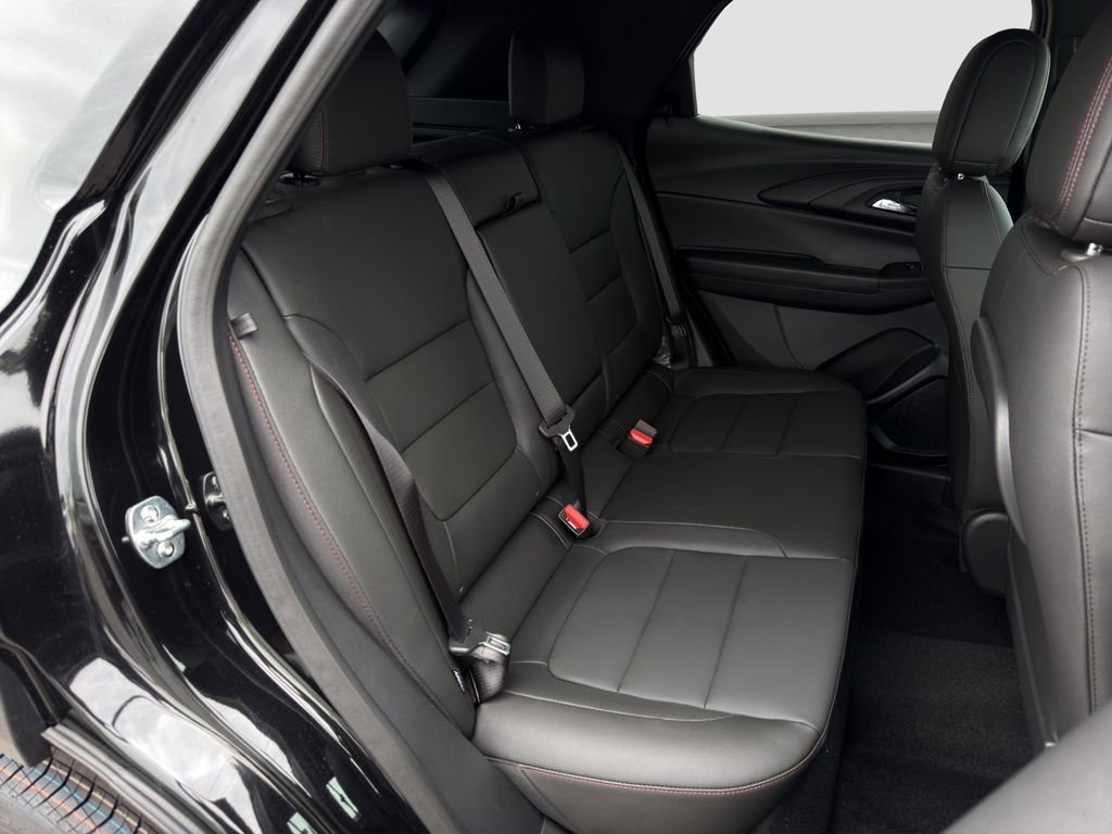 New 2026 Mosaic Black Metallic Chevrolet RS image 19