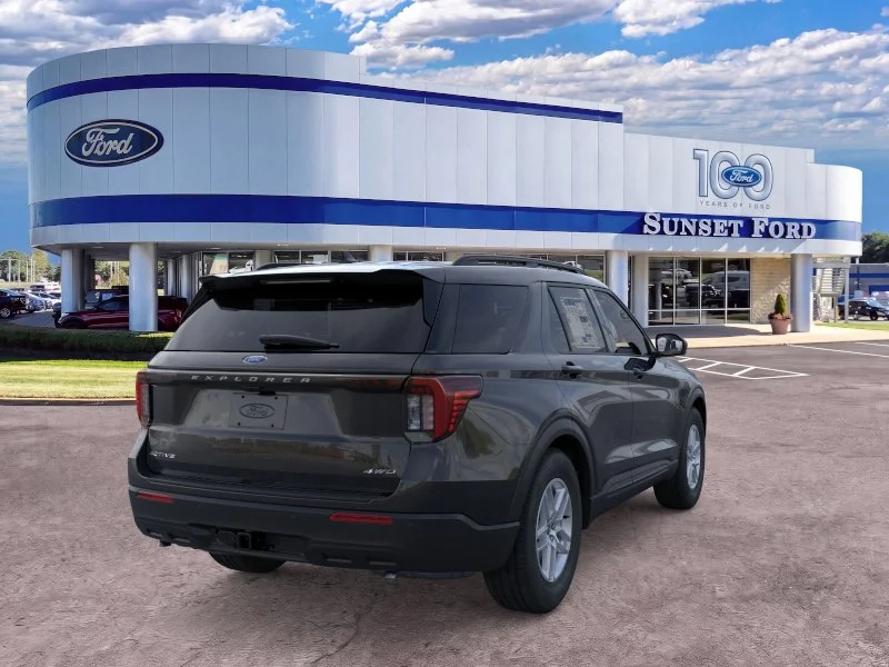 New 2026 Agate Black Metallic Ford Active™ image 8