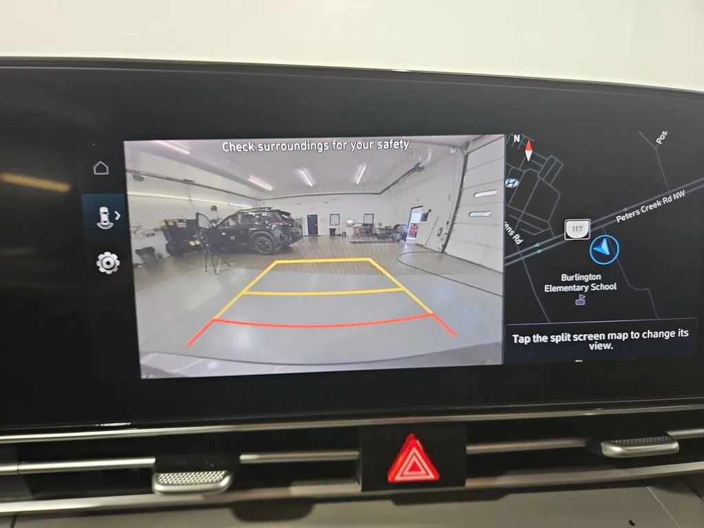 Used 2023 Silver Hyundai SEL image 22