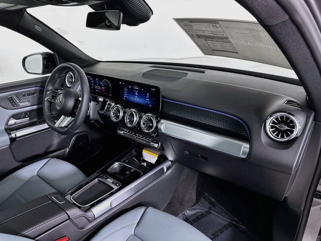 Certified Used 2026  Mercedes-Benz GLB 250 image 29