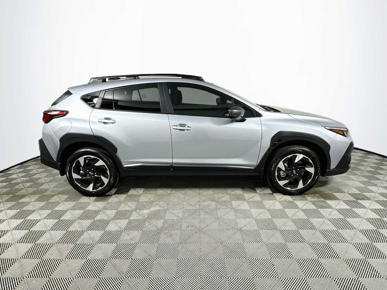 New 2026 ICE SILVER METALLIC Subaru Limited image 8