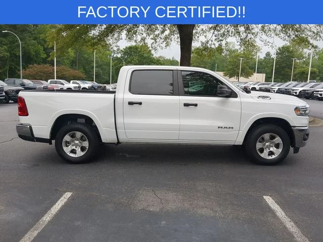 Used 2025 White Ram Big Horn/Lone Star image 6
