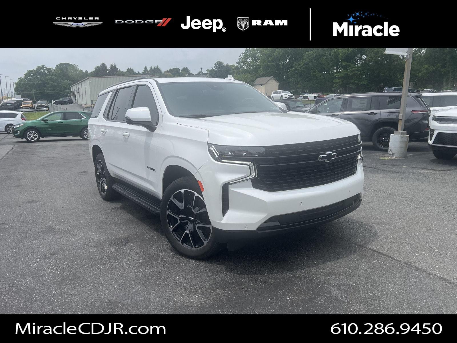 Used 2024 Iridescent Pearl Tricoat Chevrolet RST image 1