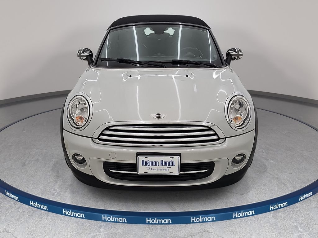Used 2014 Silver MINI Base image 2