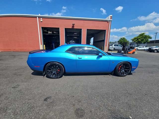 2016 Dodge Challenger SRT Hellcat's photo