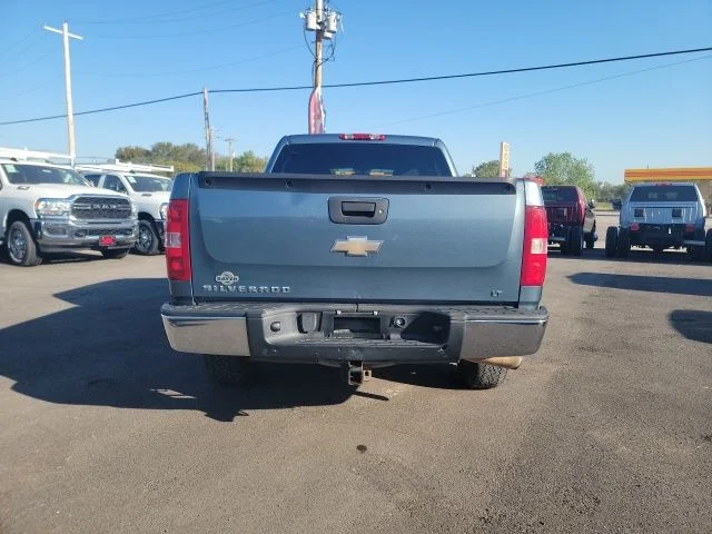Used 2009 Blue Granite Metallic Chevrolet LT image 7