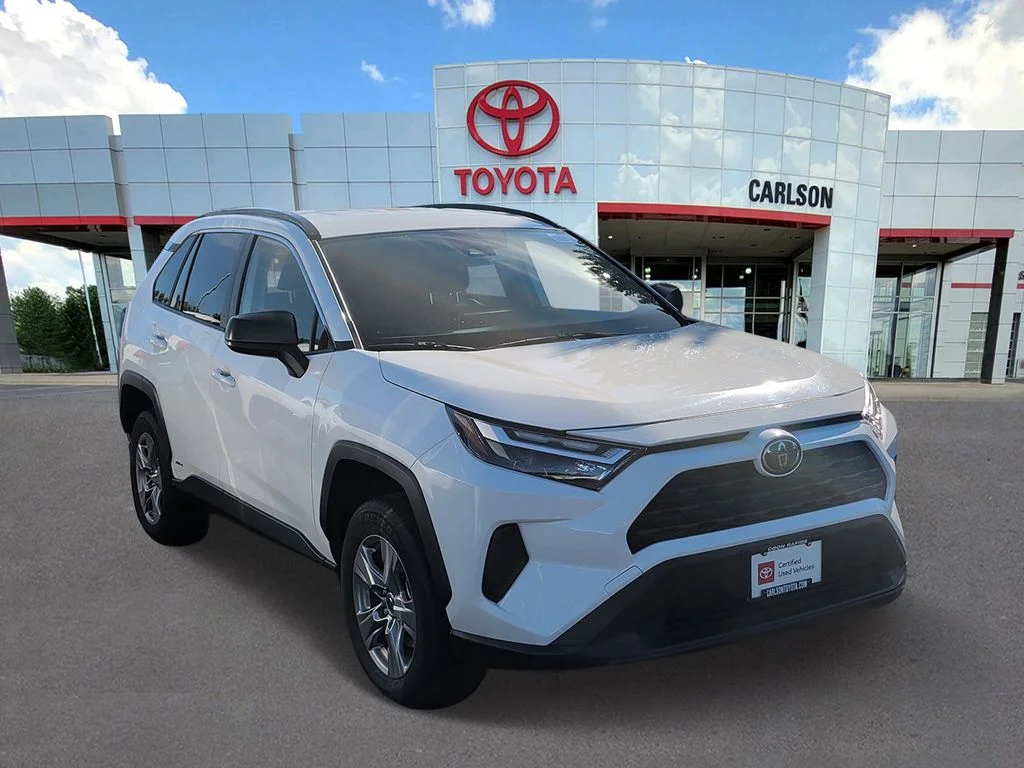 Certified Used 2025 White Toyota LE image 5