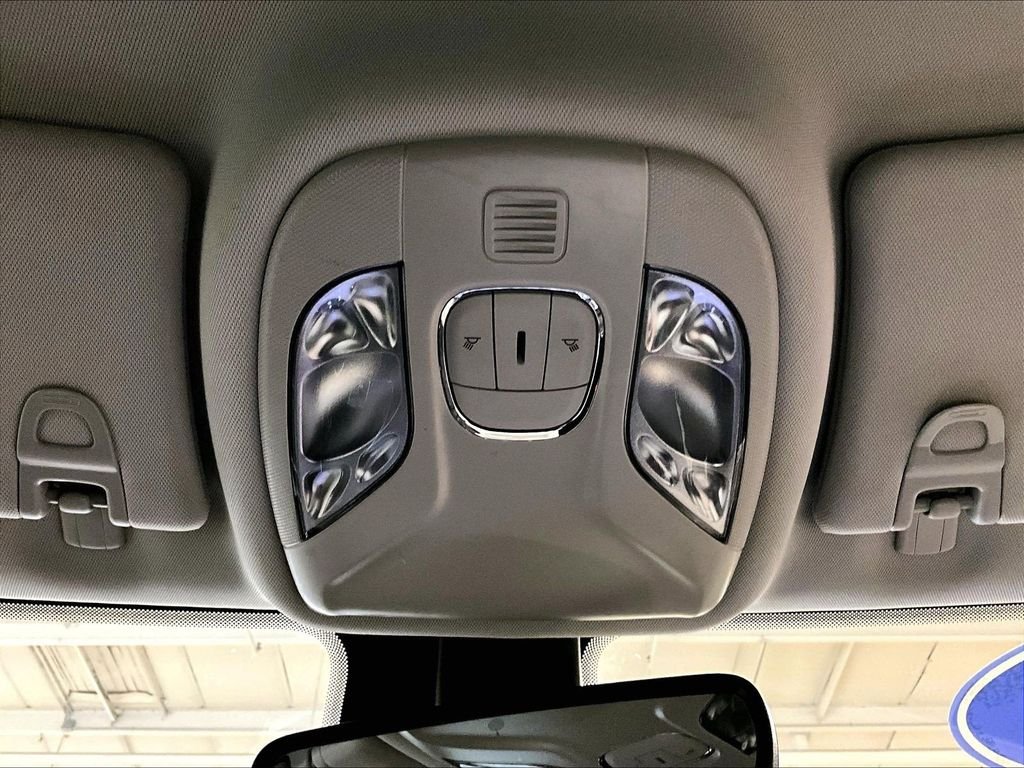 Used 2022 Black Jeep Limited image 23