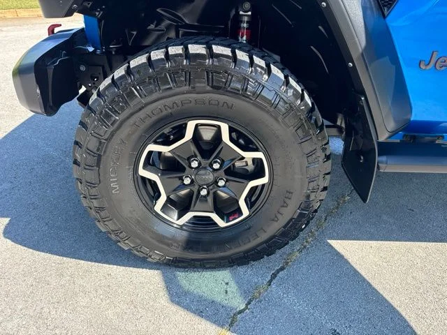 Used 2021 Blue Jeep Rubicon image 16