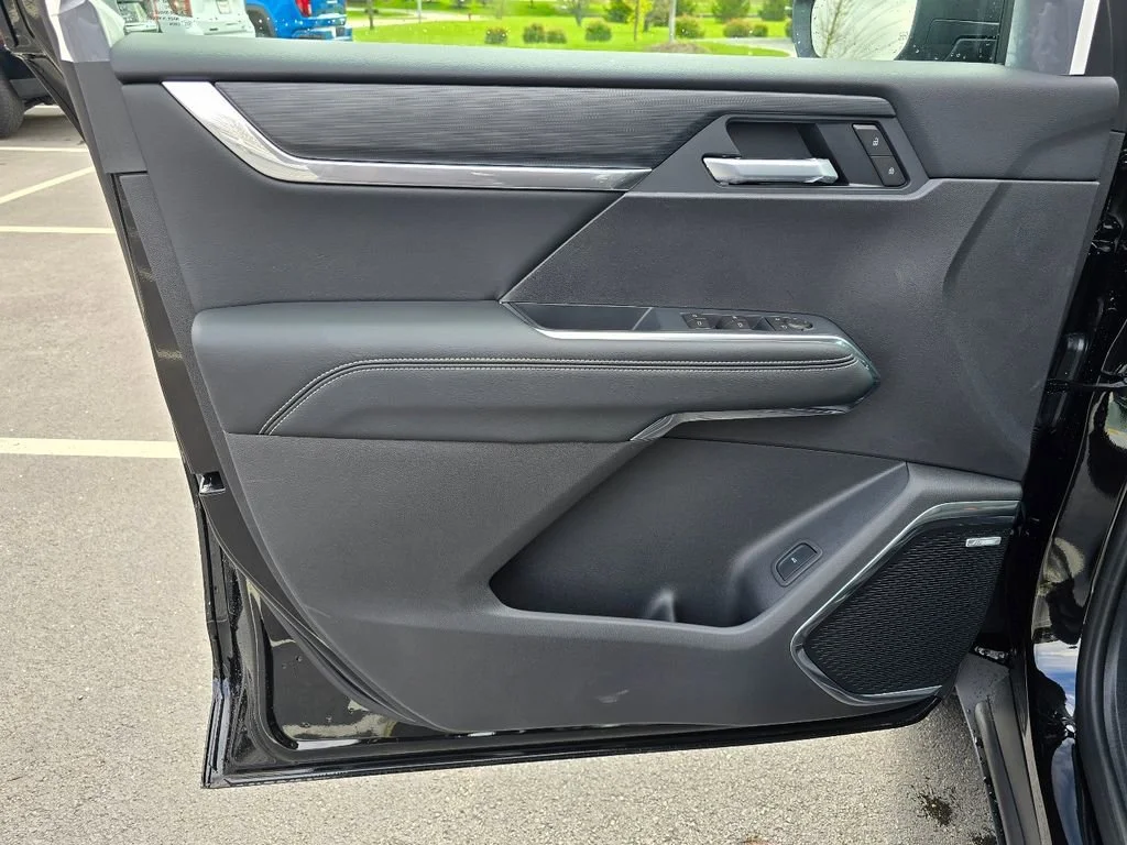 New 2026 Ebony Twilight Metallic GMC Elevation image 12