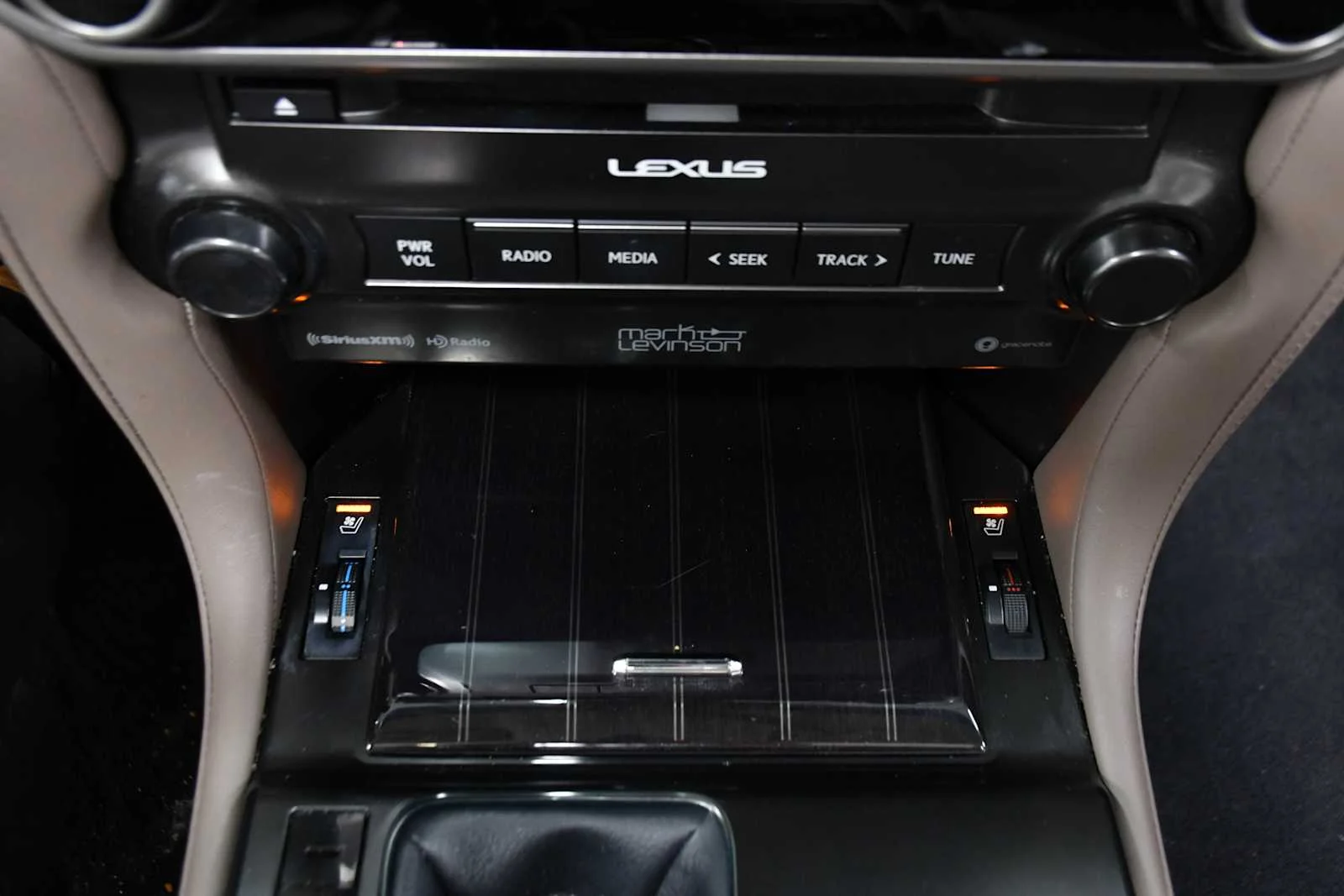 Used 2023 Eminent White Pearl Lexus Premium image 23