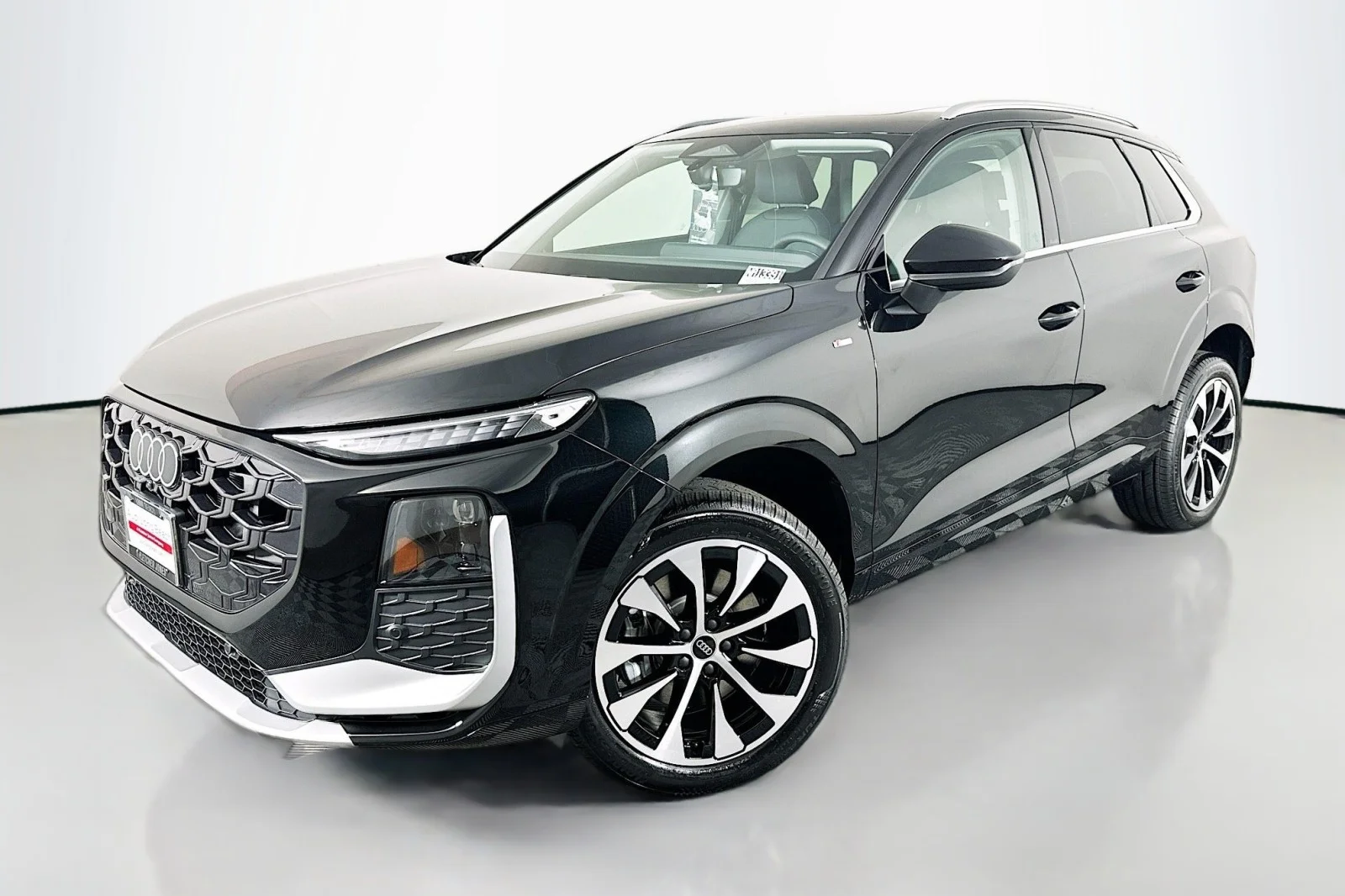 2026 Audi Q3 S line quattro's photo
