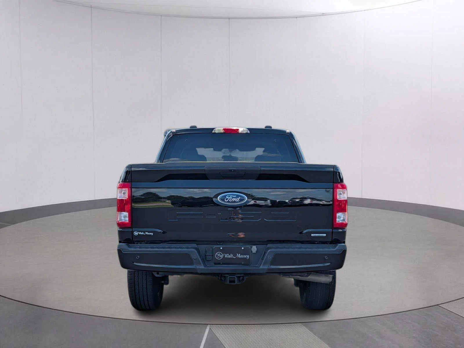 Used 2023 Agate Black Ford XL image 4