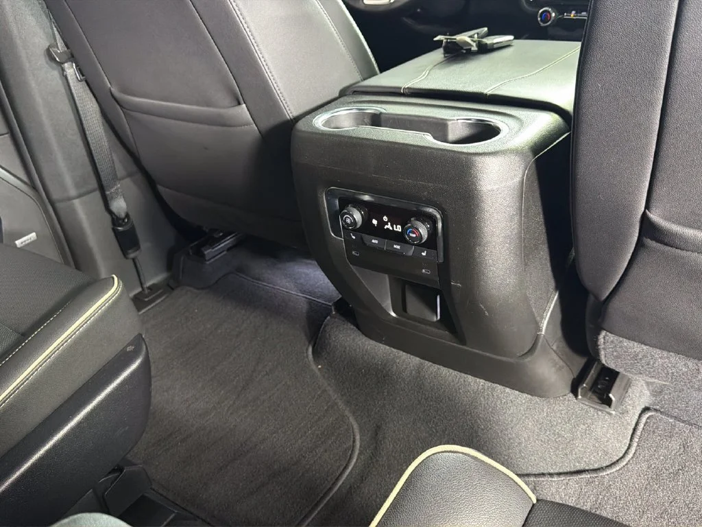 Used 2025 Black Chevrolet Premier image 36