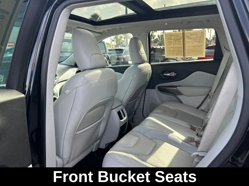 Certified Used 2021 Black Jeep Latitude Lux image 33