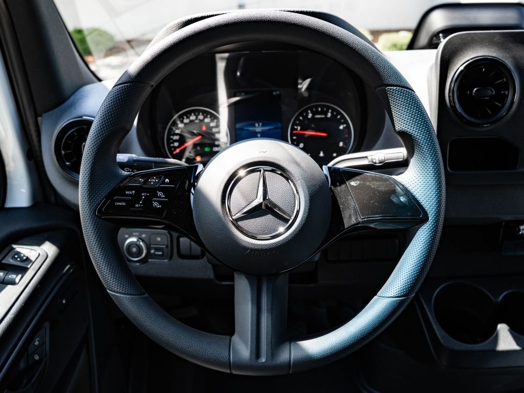 New 2026 Arctic White Mercedes-Benz  image 32
