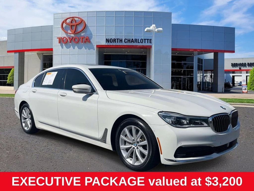 2019 BMW 7 Series 750i xDrive's photo