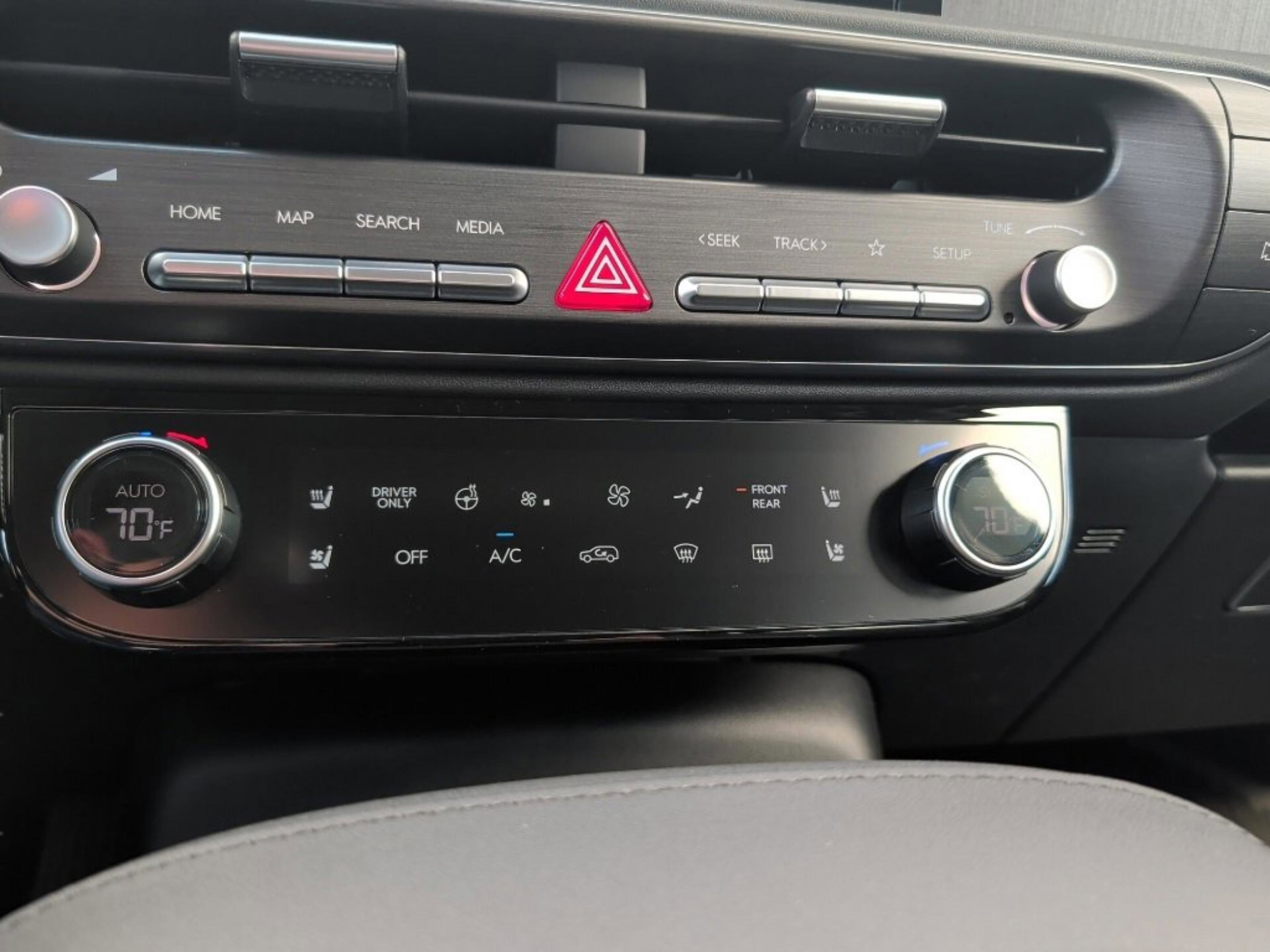 New 2026 Abyss Black Pearl Hyundai Limited image 25