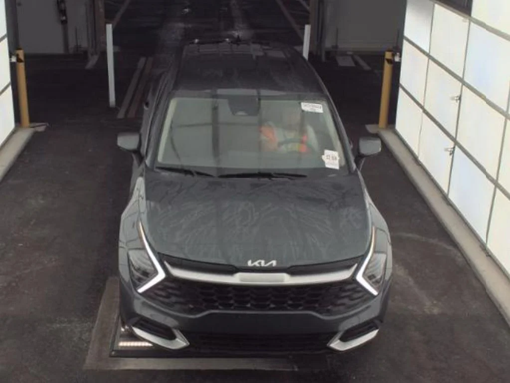 Used 2025 Gray Kia LX image 3