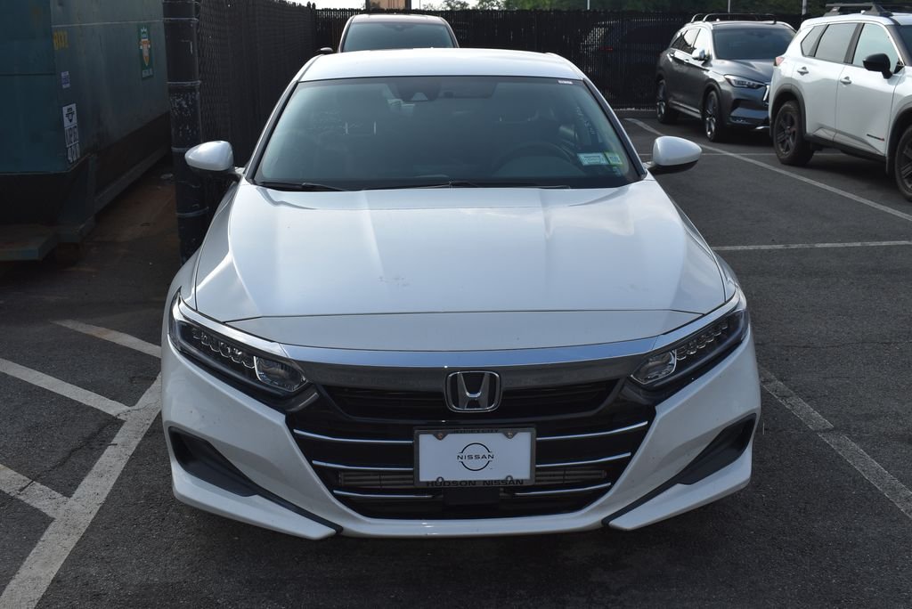 Used 2022  Honda LX image 2