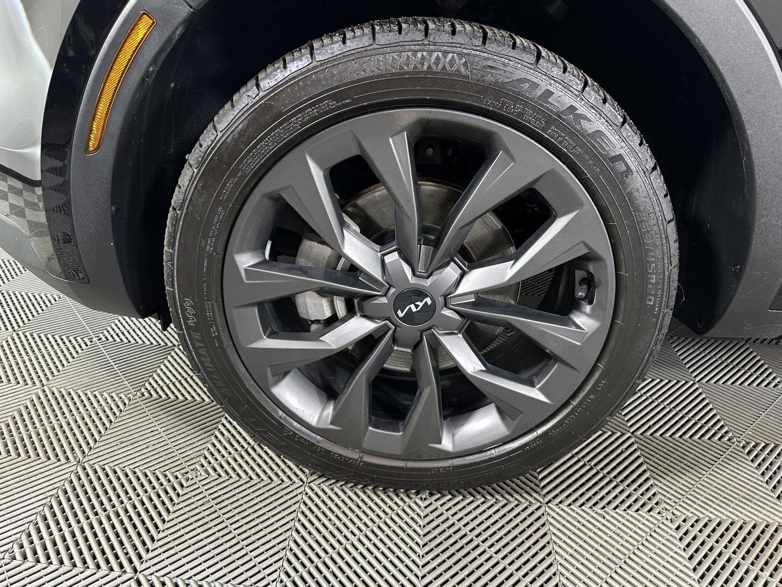 Used 2023 Ebony Black Kia X-Line SX Prestige image 10