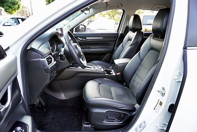 Used 2021 White Mazda Touring image 13