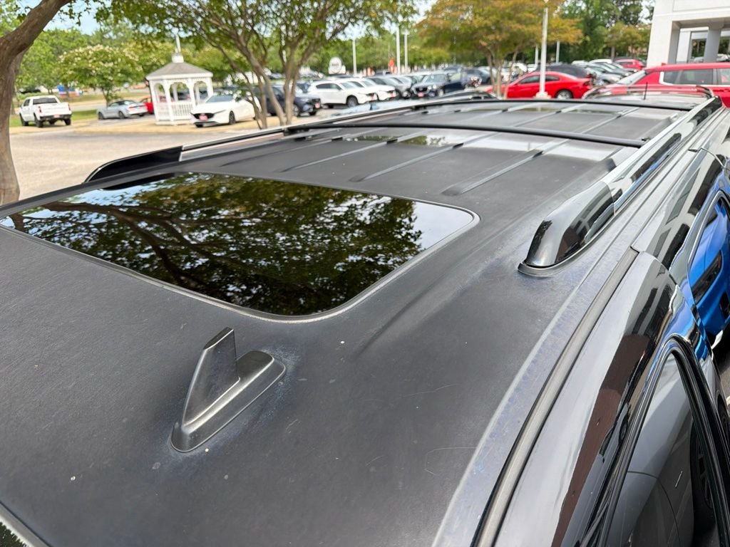 Used 2014 Black GMC Denali image 19