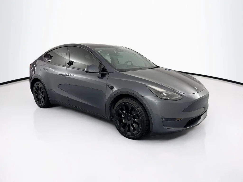 Used 2023 Gray Tesla Long Range image 3