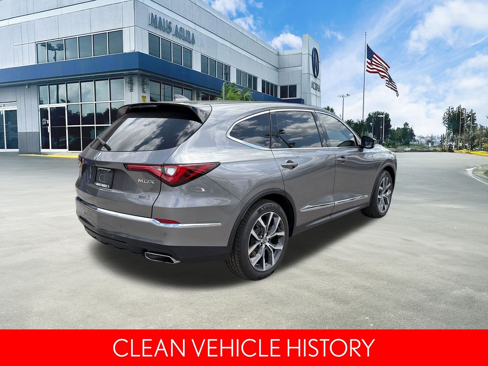 Used 2023 Liquid Carbon Metallic Acura Technology image 4