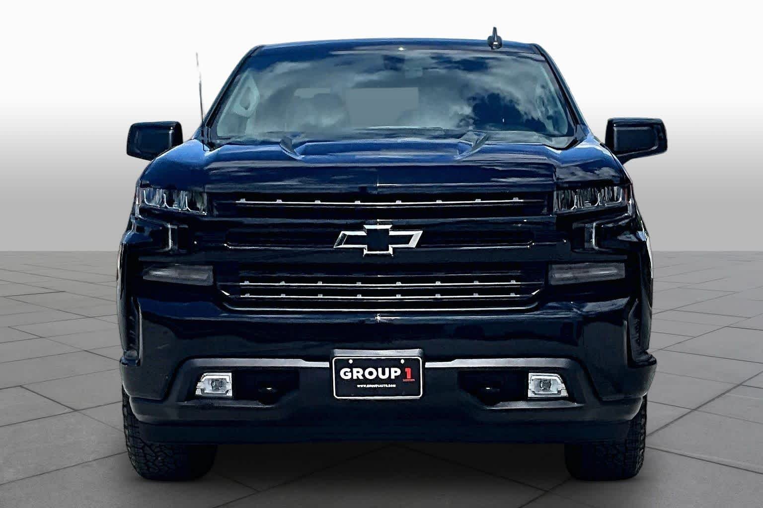 Used 2020 Black Chevrolet RST image 4