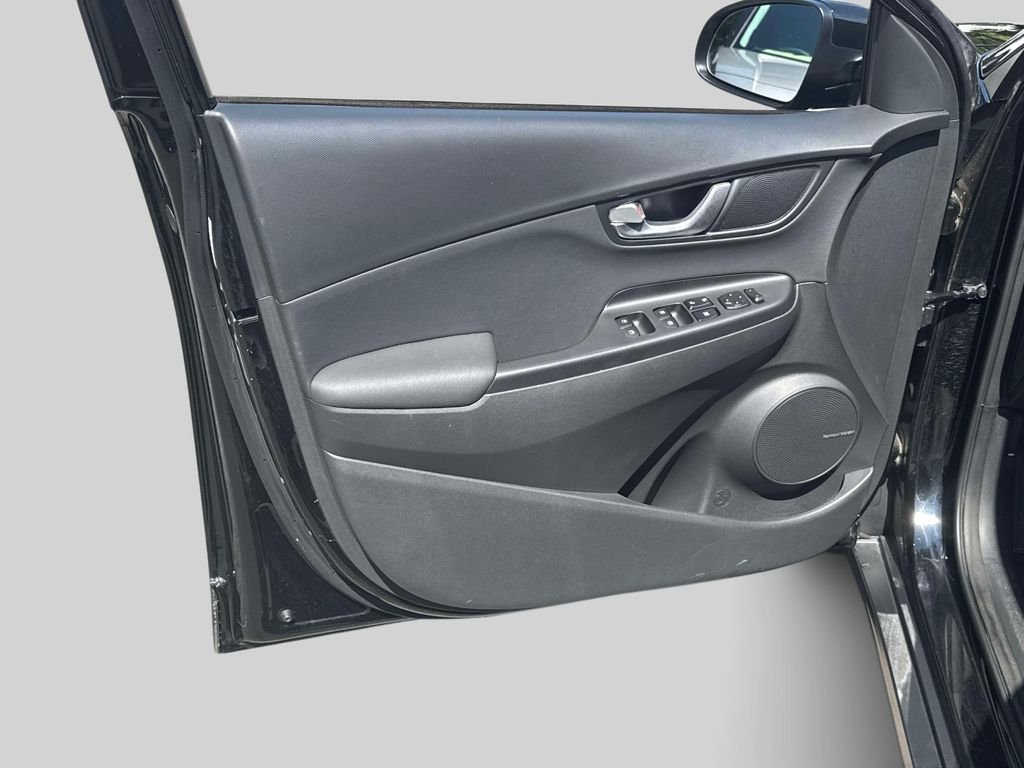 2022 Hyundai Kona EV Limited - Photo 16