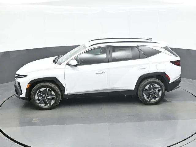 New 2026 White Hyundai SEL image 12