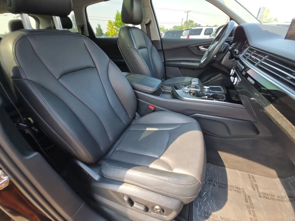 Used 2019 Black Audi 55 Premium Plus image 30