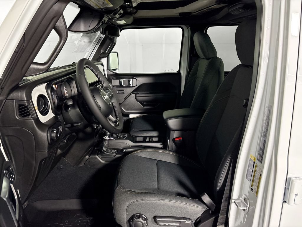 New 2026 Bright White Clear-Coat Exterior Paint Jeep Sport S image 11