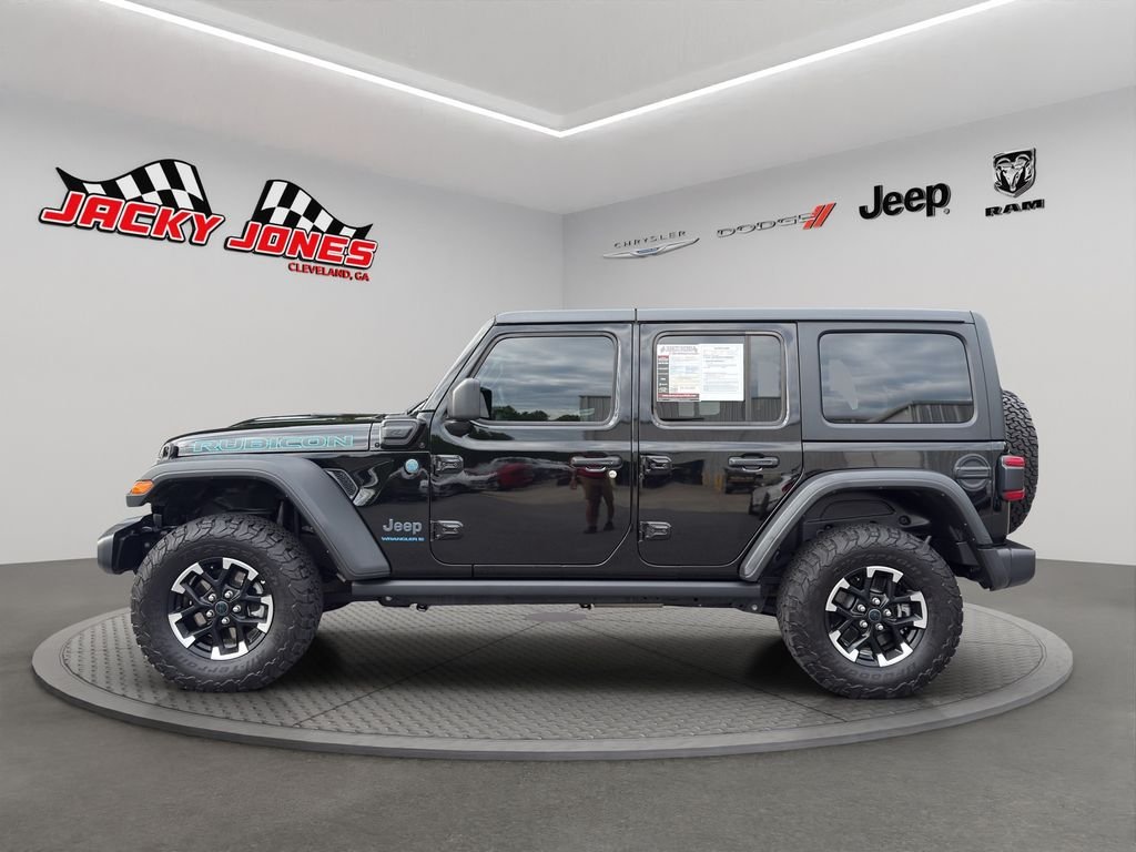 Used 2025 Black Clearcoat Jeep Rubicon image 3