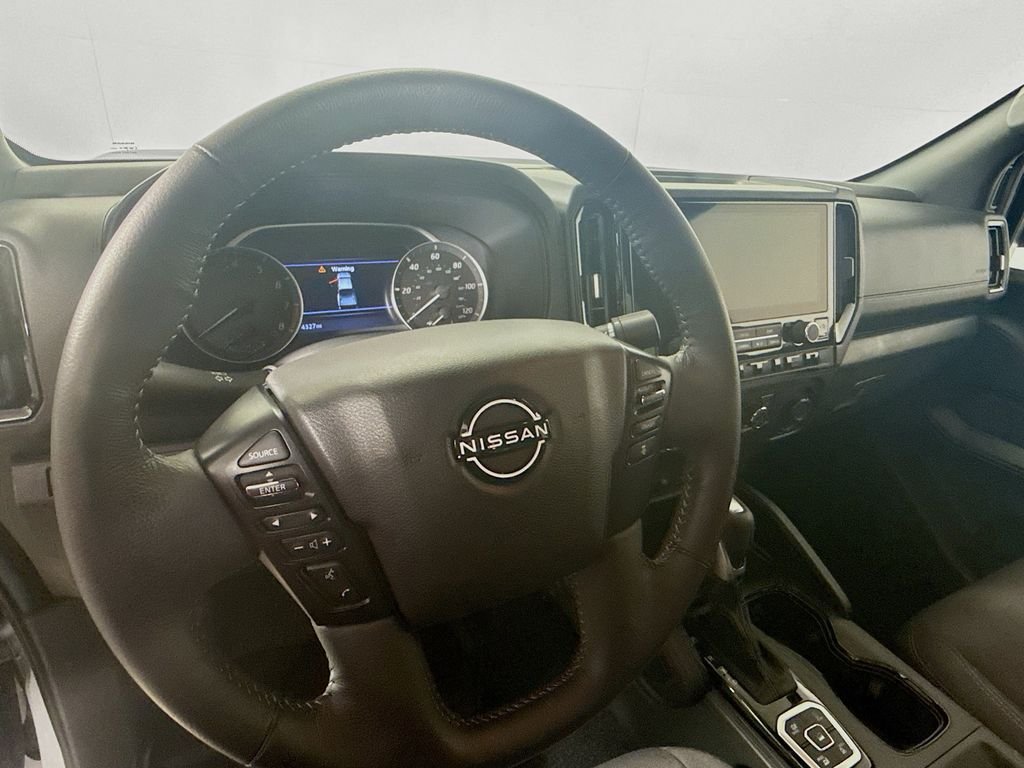 Used 2026 Boulder Gray Pearl Nissan SV image 12