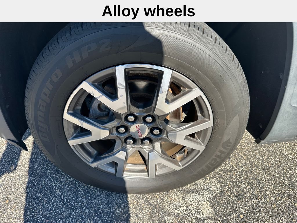 Used 2020 White GMC SLE image 10