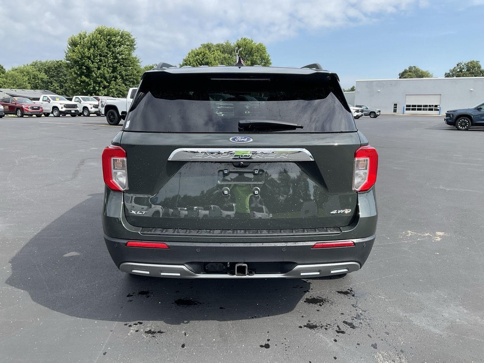Used 2023 GRAY FORD XLT 4WD image 7