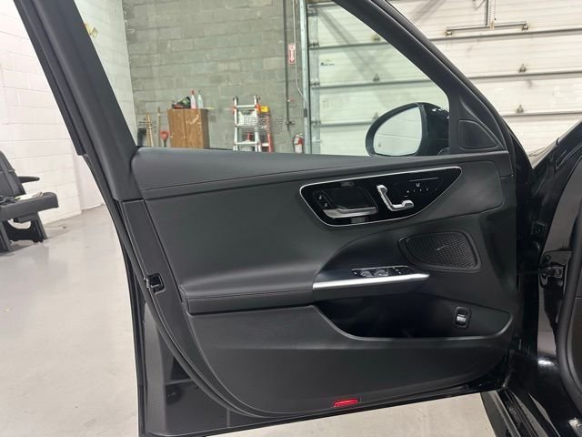 New 2025  Mercedes-Benz C 300 image 12