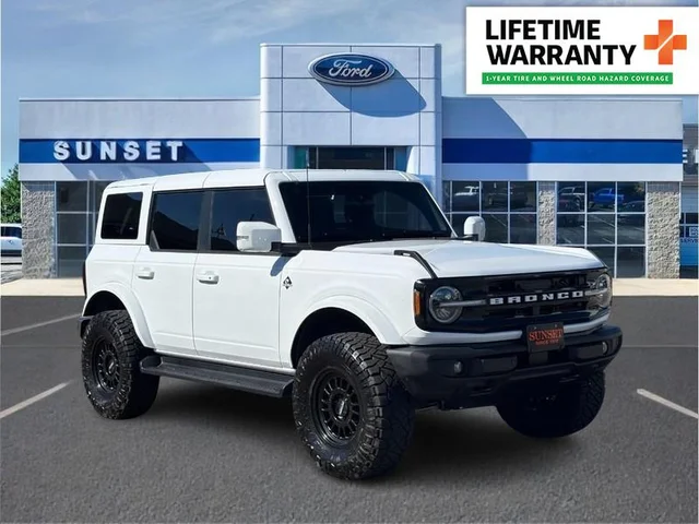 2025 Ford Bronco Outer Banks